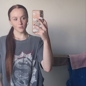 Meet your Posher, Kayla